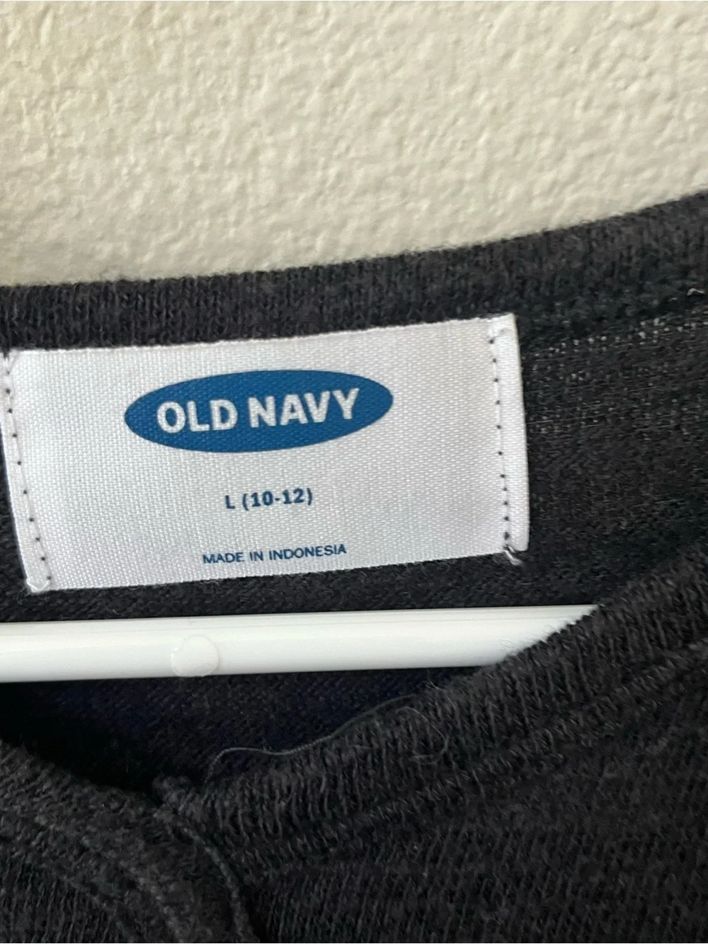 Old Navy Girls' LG (10/12) Black Long-Sleeve Henley Top